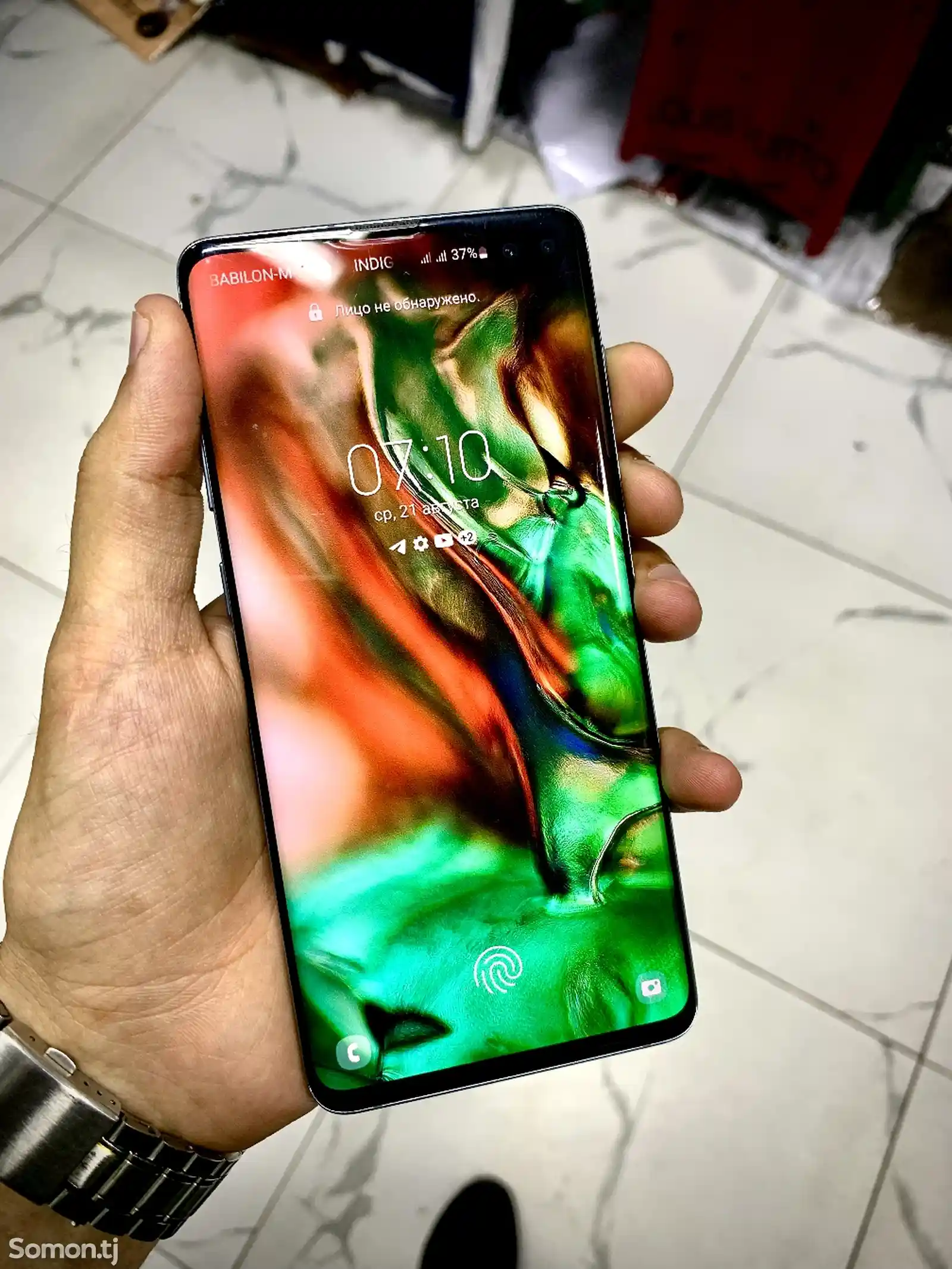 Samsung Galaxy S10+-4