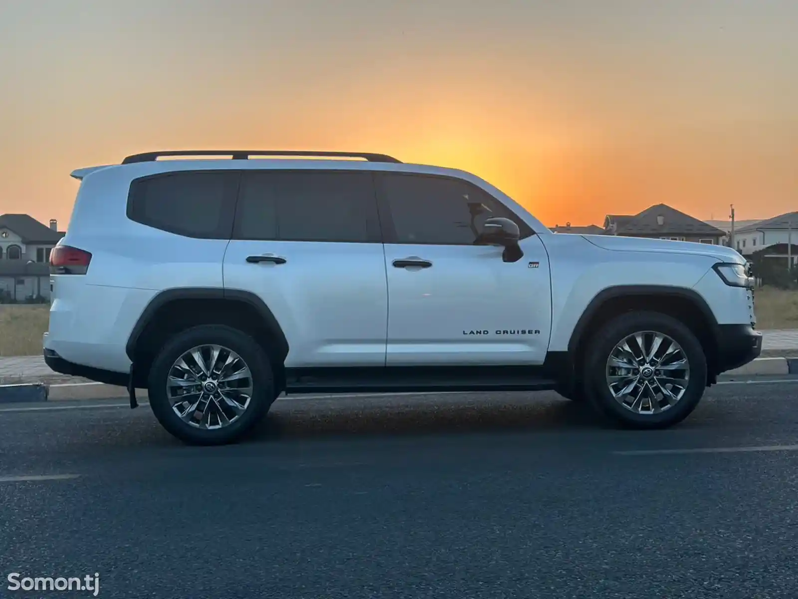 Toyota Land Cruiser, 2023-3