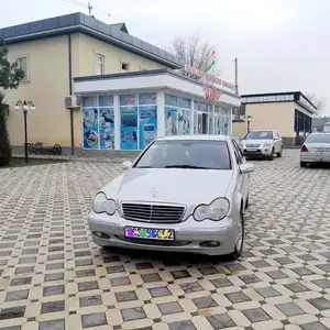 Mercedes-Benz C class, 2001