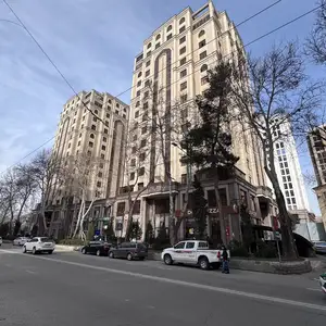 3-комн. квартира, 5 этаж, 134 м², кучаи Рудаки северный сельхоз иститут