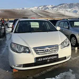 Hyundai Avante, 2010