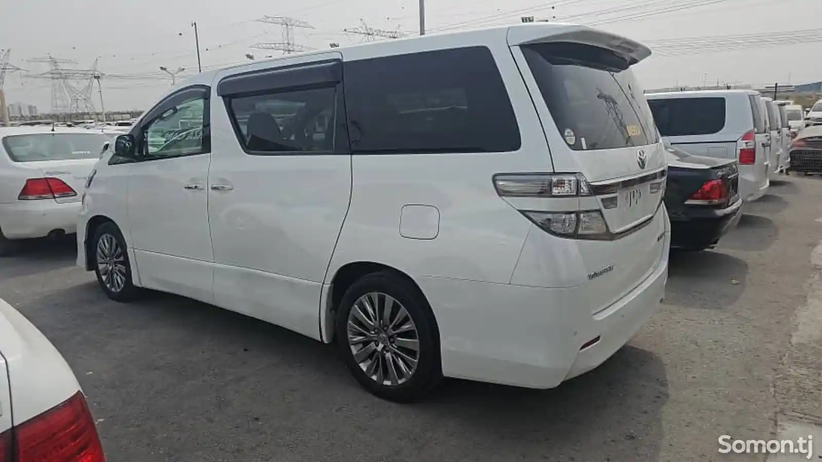 Toyota Vellfire, 2014-13