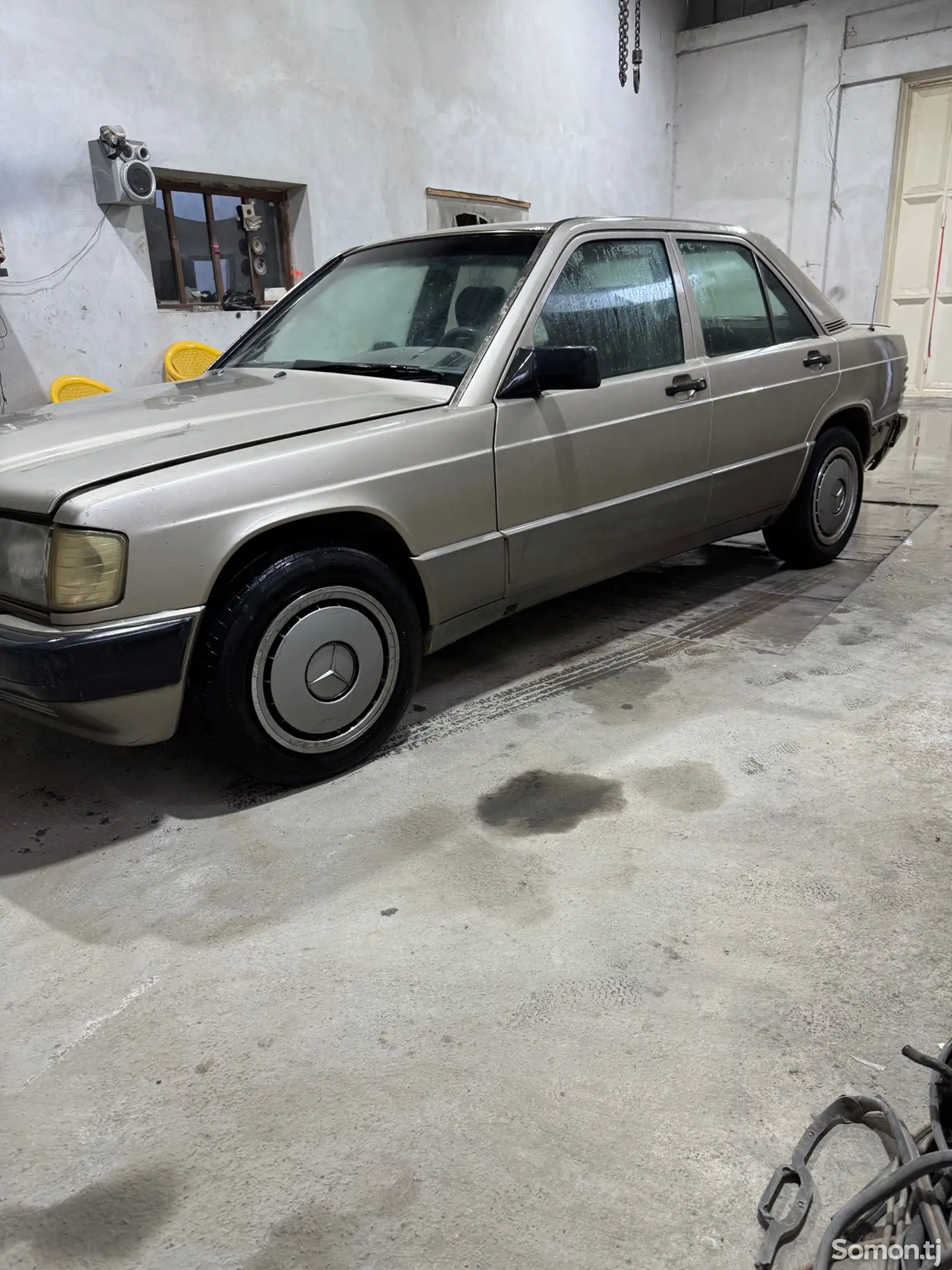 Mercedes-Benz W201, 1990-1