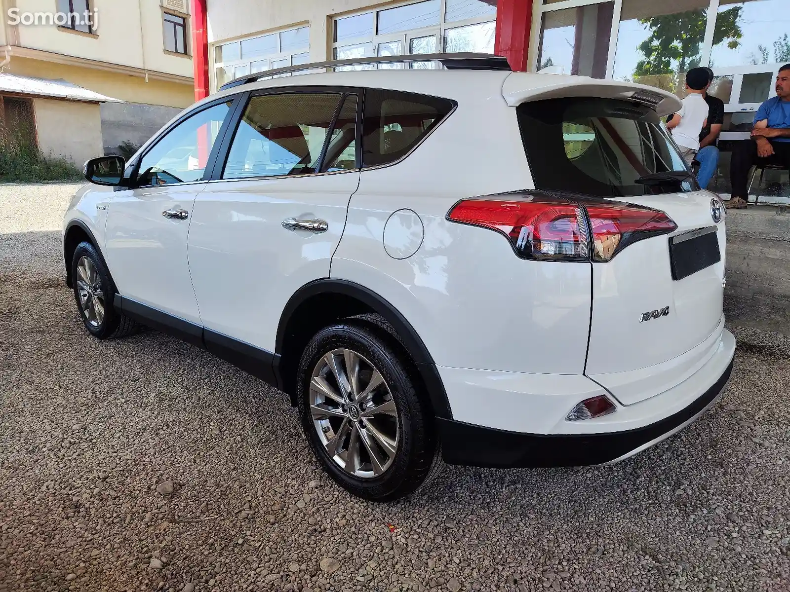 Toyota RAV 4, 2017-4