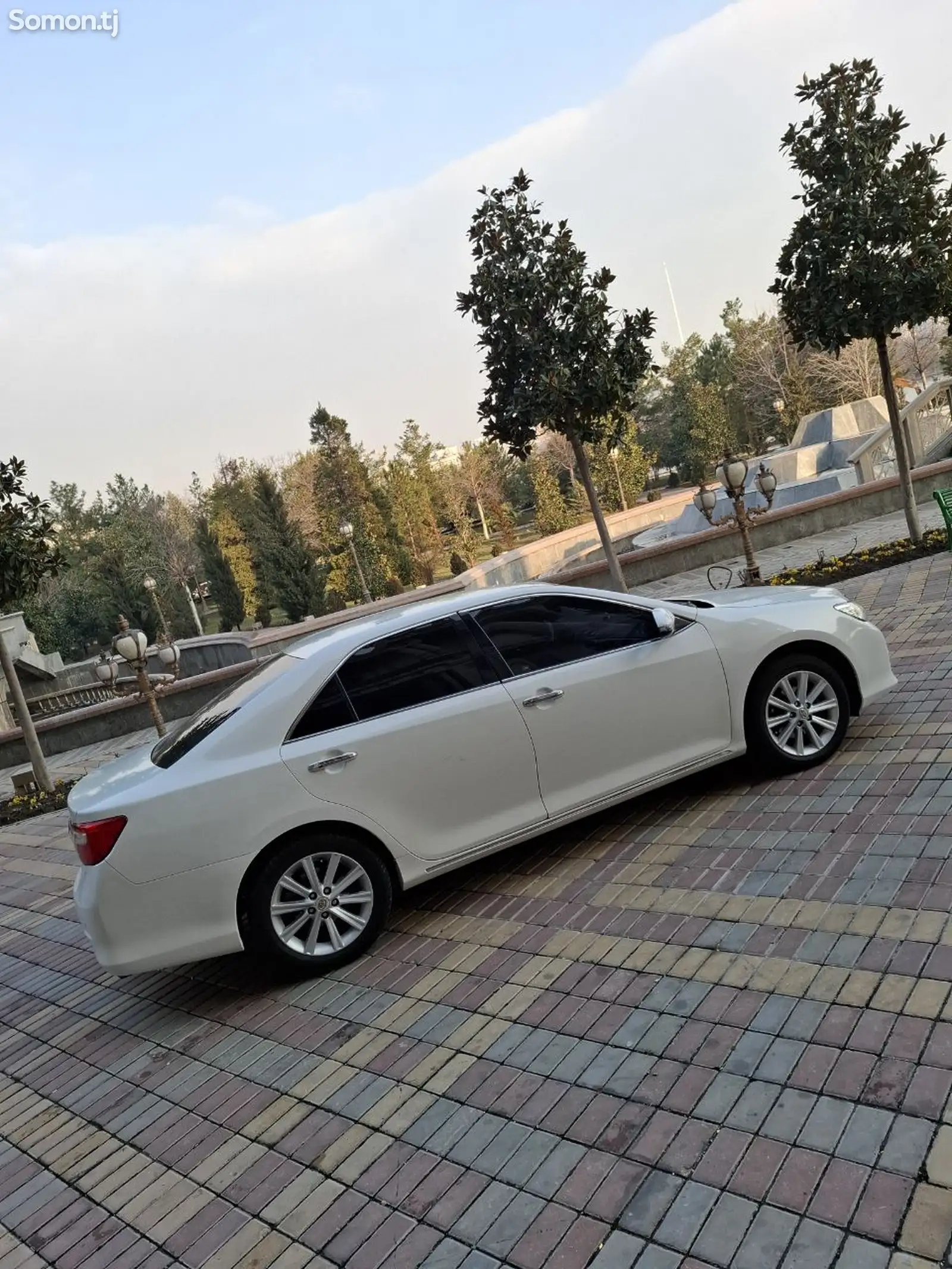 Toyota Camry, 2013-1