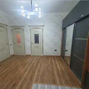 1-комн. квартира, 9 этаж, 57 м², Шохмансур