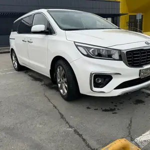 Kia Carnival, 2015