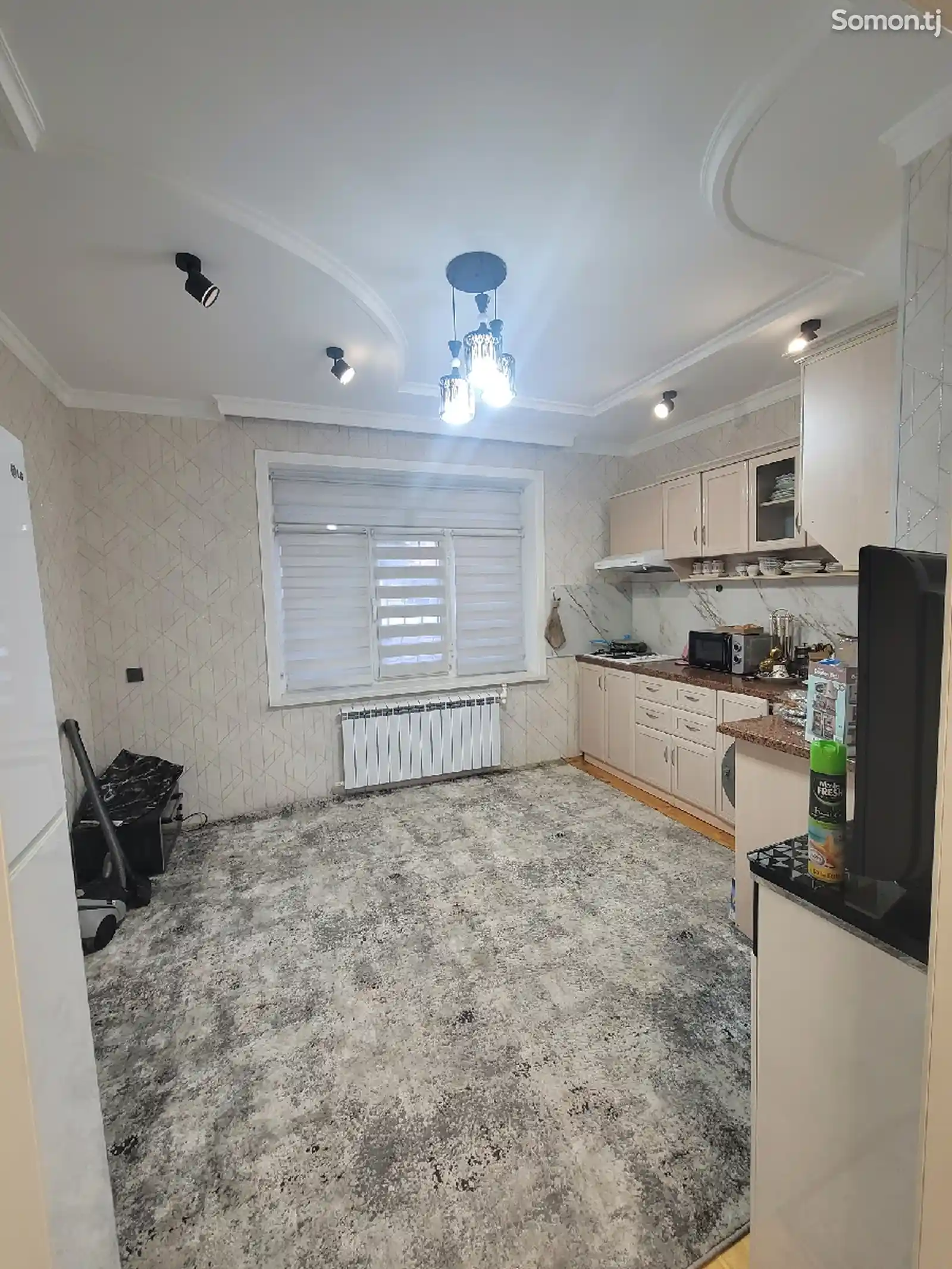 3-комн. квартира, 1 этаж, 90 м², 19мкр-8