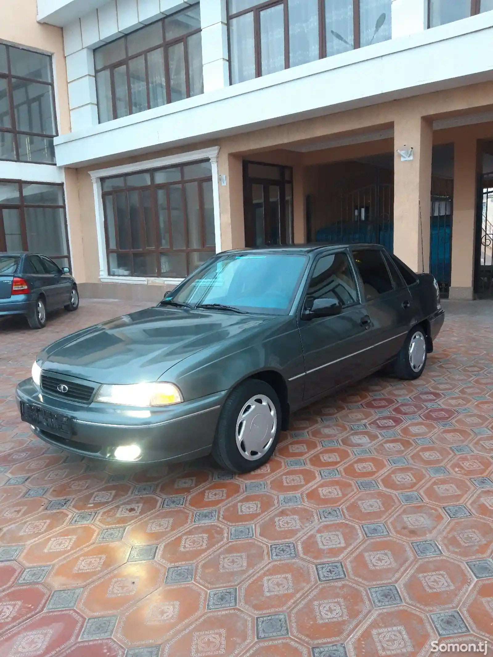 Daewoo Nexia, 1995-1