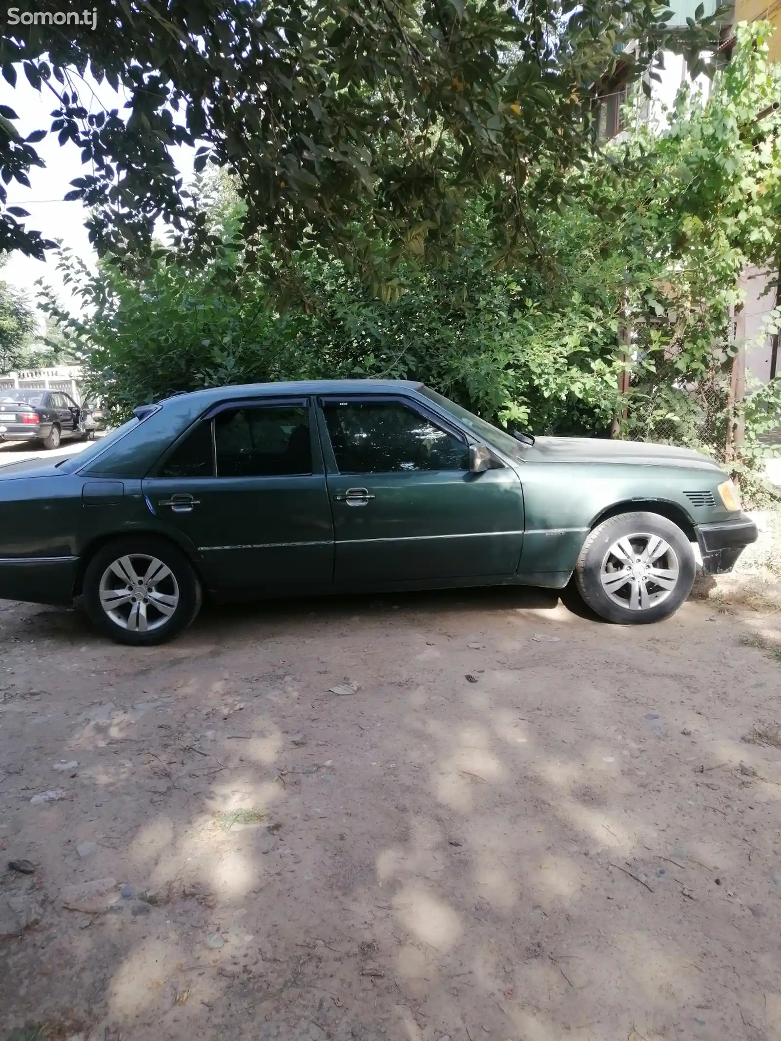 Mercedes-Benz W124, 1994-6