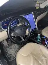 Tesla Model S, 2015-3