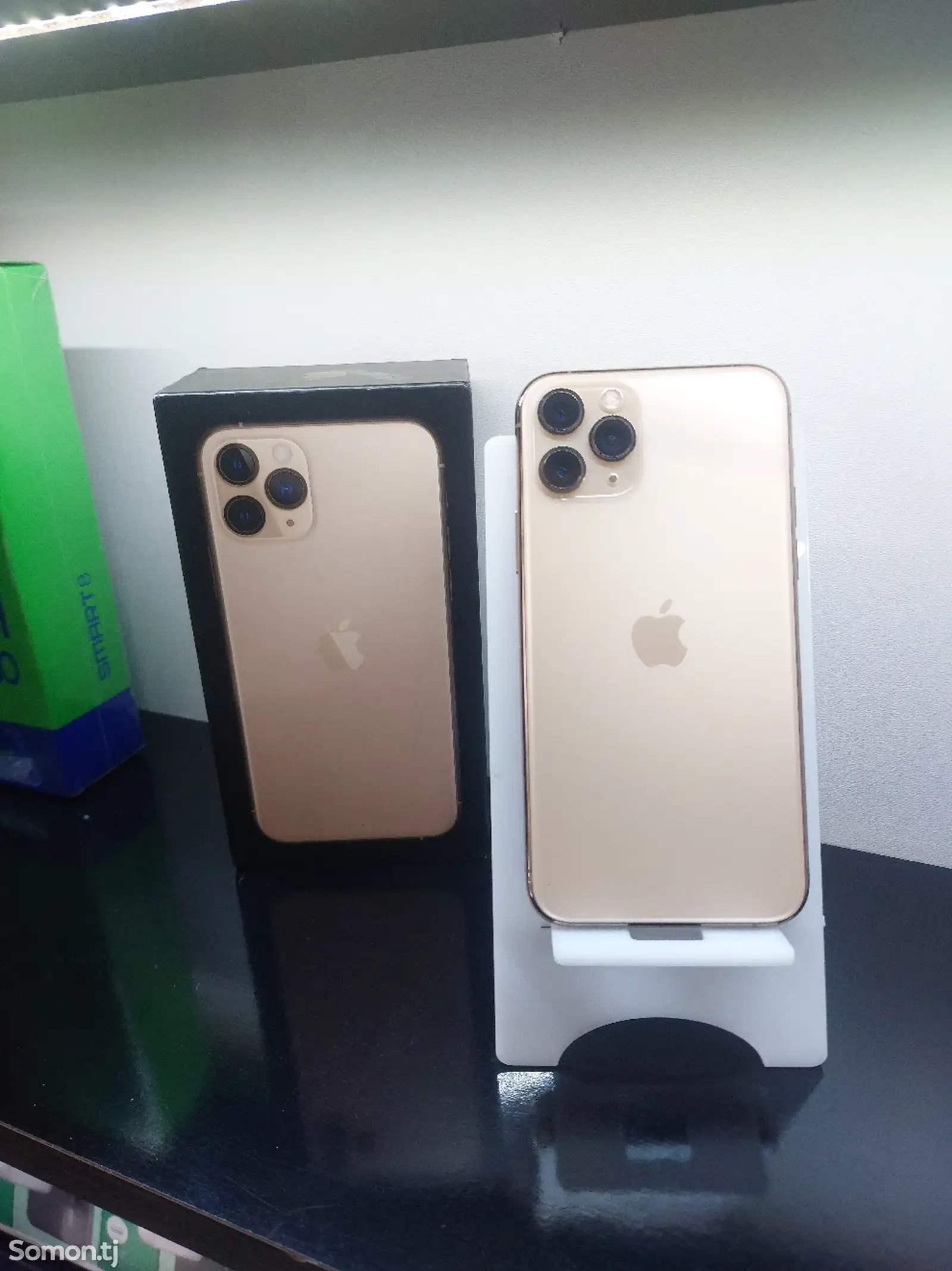 Apple iPhone 11 Pro, 256 gb, Gold-1