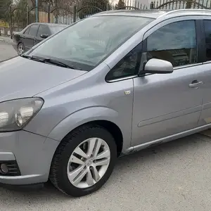 Opel Zafira, 2008