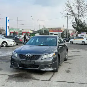 Toyota Camry, 2011