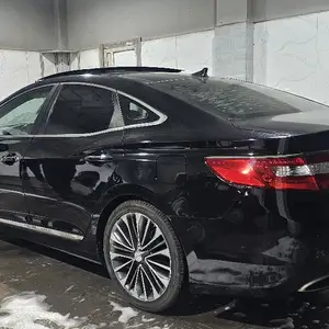 Hyundai Grandeur, 2014