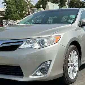 Toyota Camry, 2014