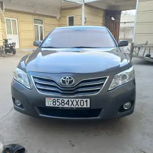 Toyota Camry, 2011