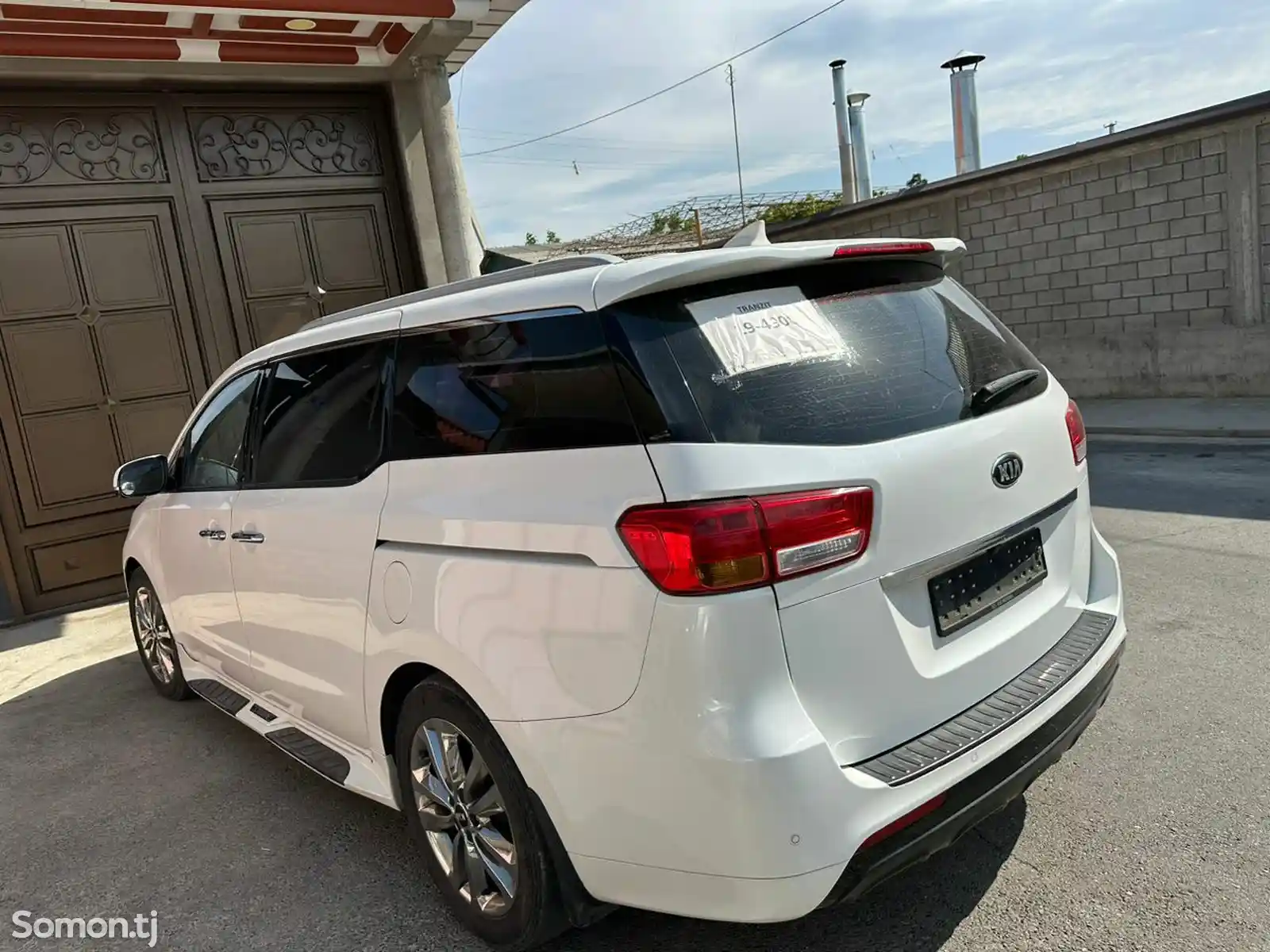 Kia Carnival, 2015-4