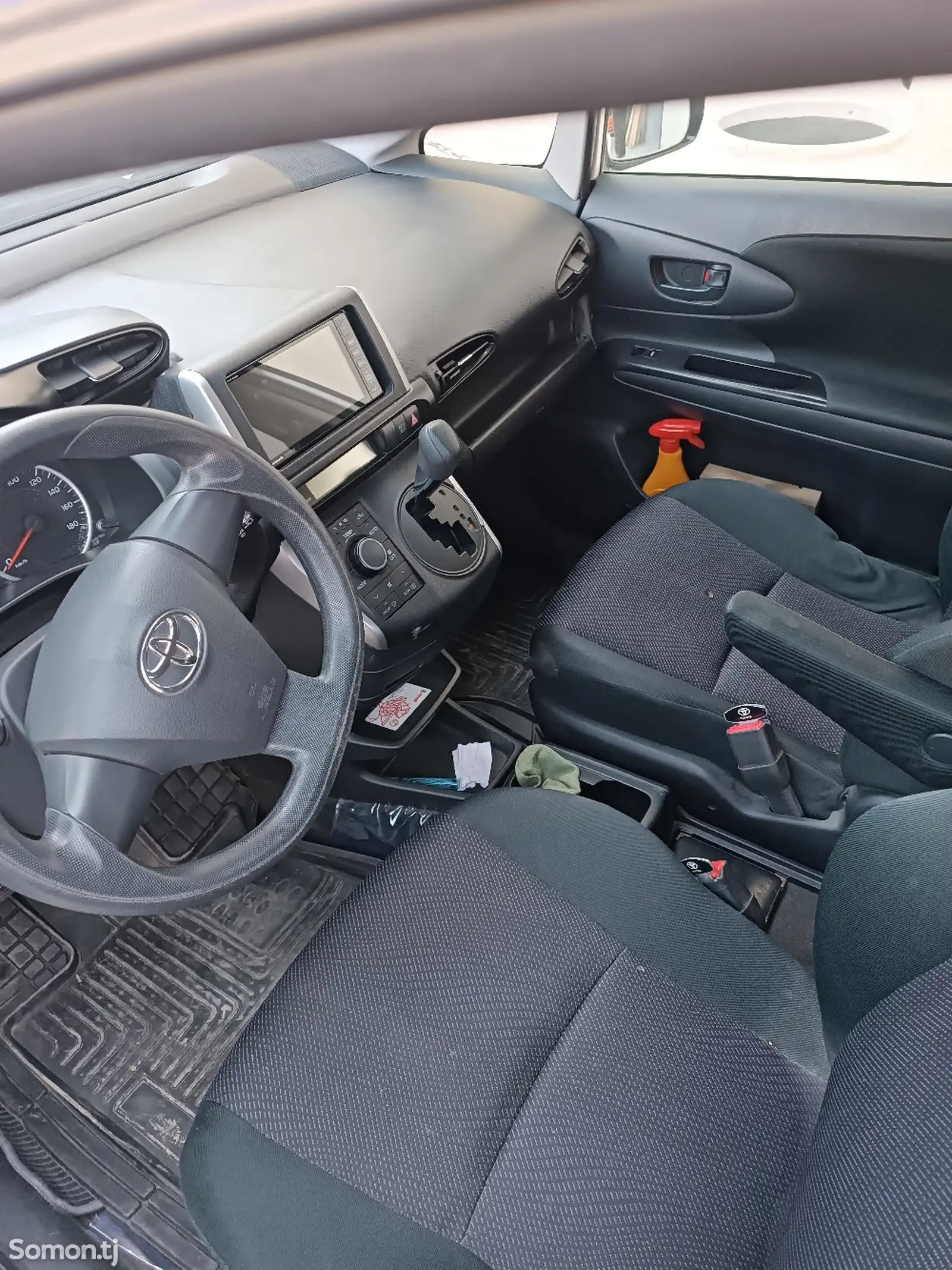 Toyota Wish, 2014-5