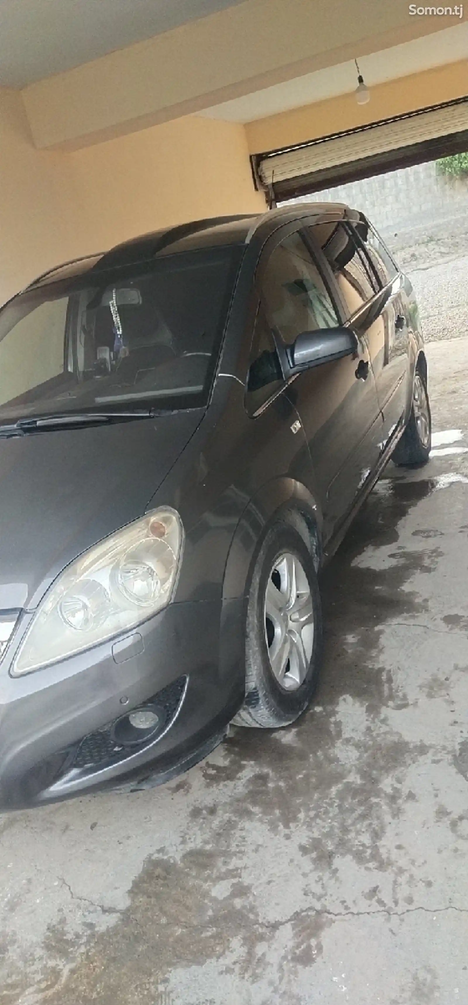 Opel Zafira, 2009-4