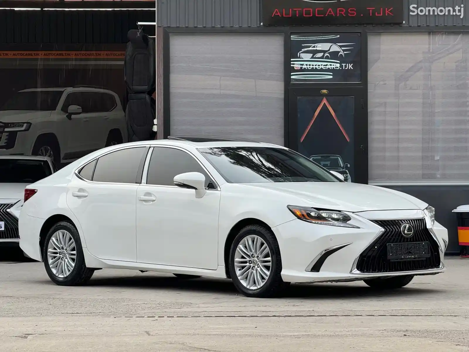 Lexus ES series, 2014-7