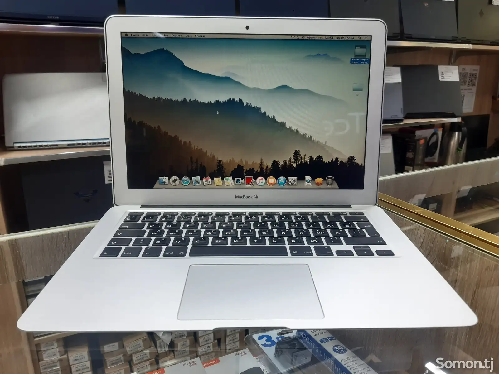 Ноутбук MacBook Air-1