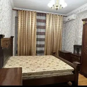 2-комн. квартира, 1 этаж, 86м², 92мкр