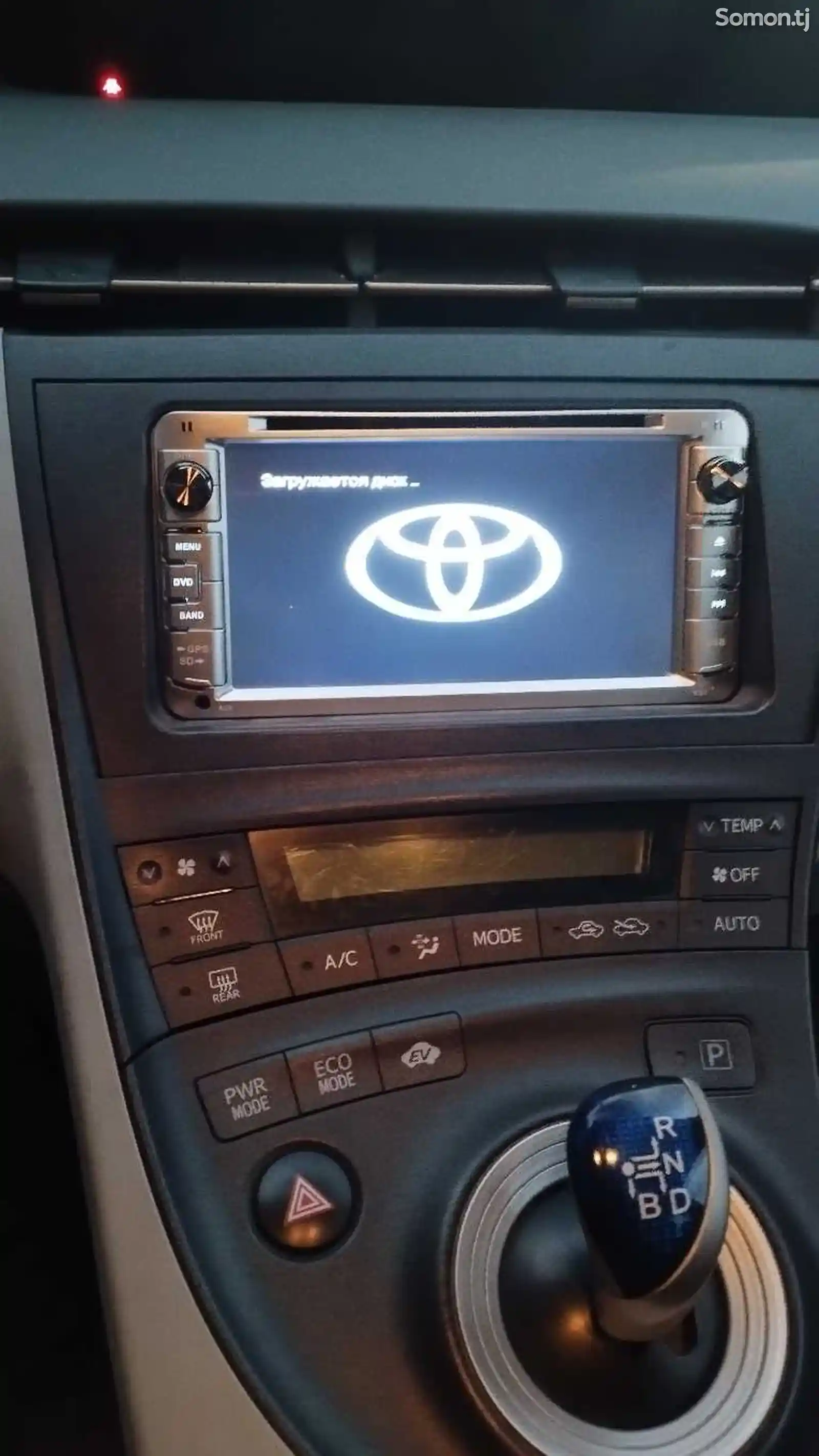 Штатный монитор от Toyota Prius-2