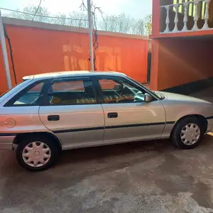 Opel Astra F, 1992