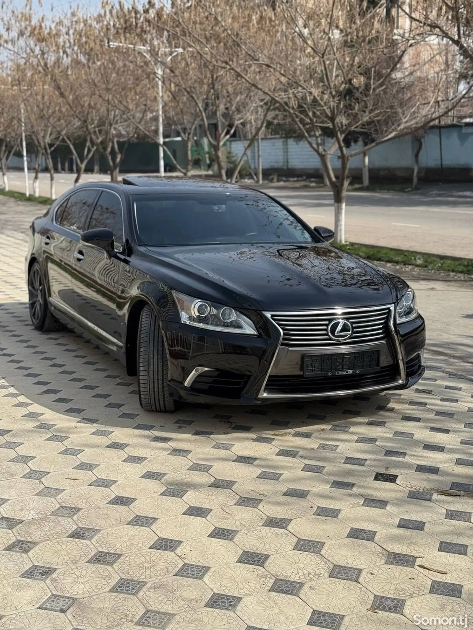 Lexus LS series, 2014-1