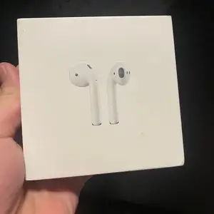 Беспроводные наушники AirPods 2