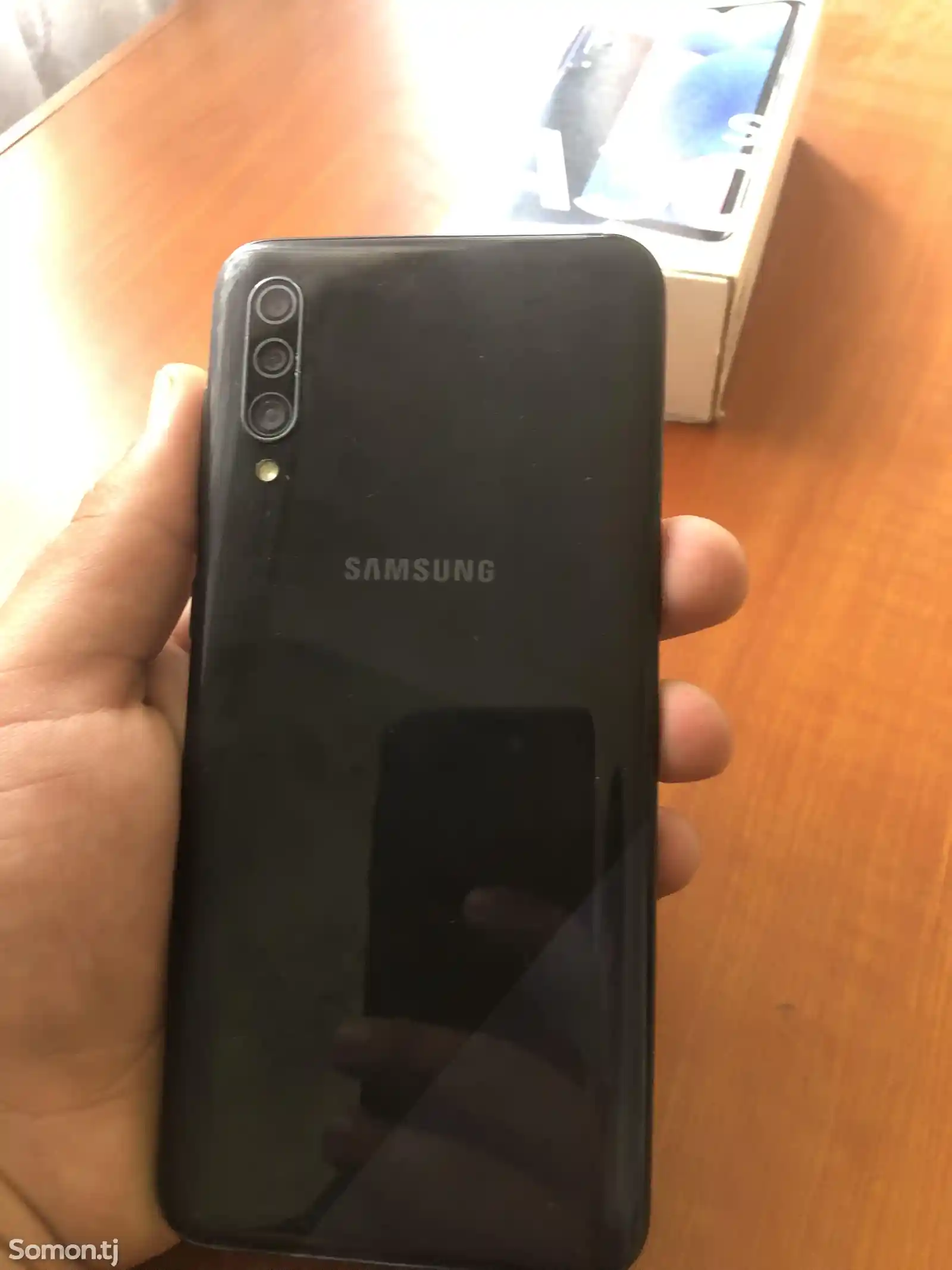 Samsung Galaxy A30S-3