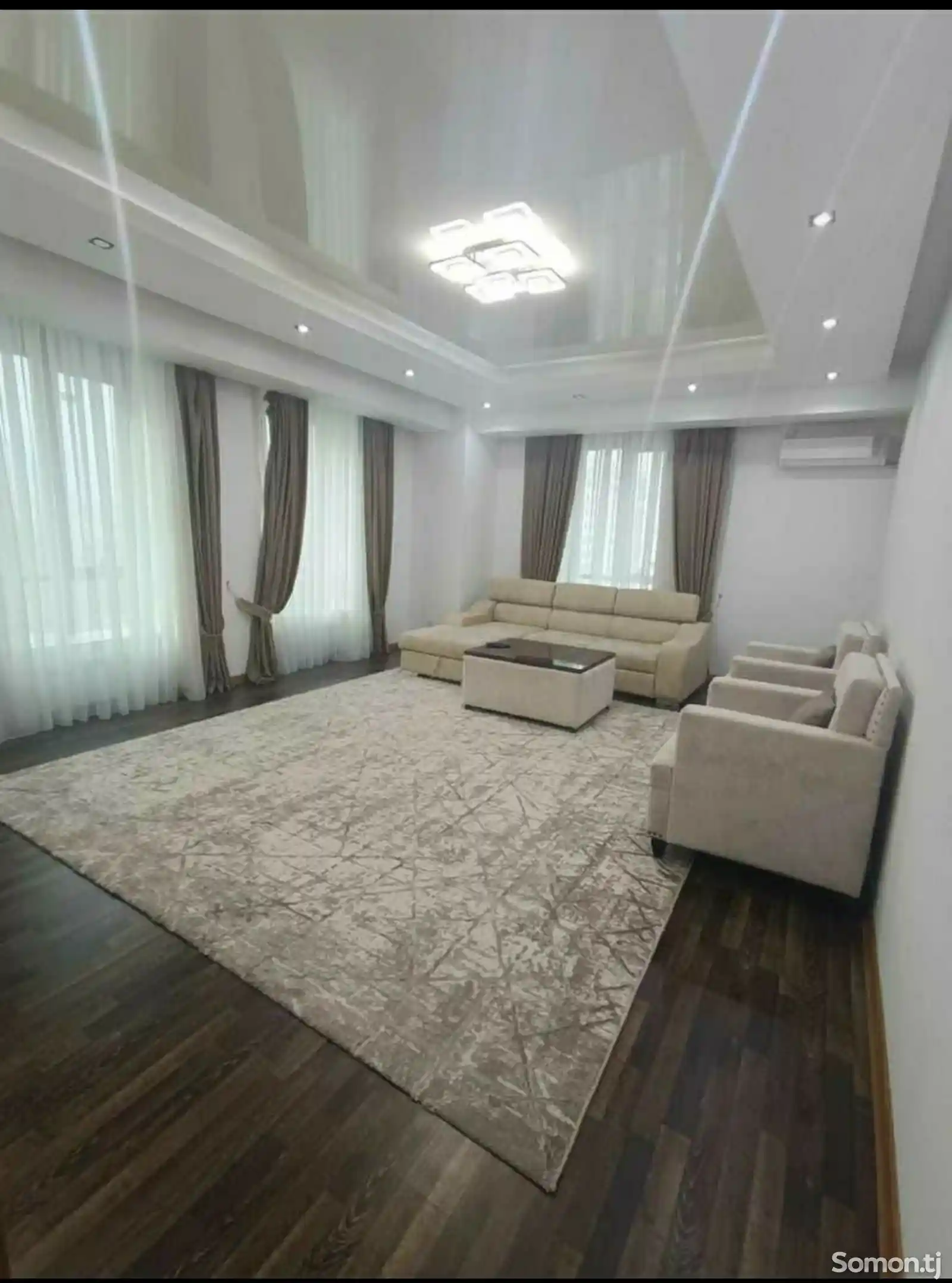 2-комн. квартира, 13 этаж, 90м², Цум-3