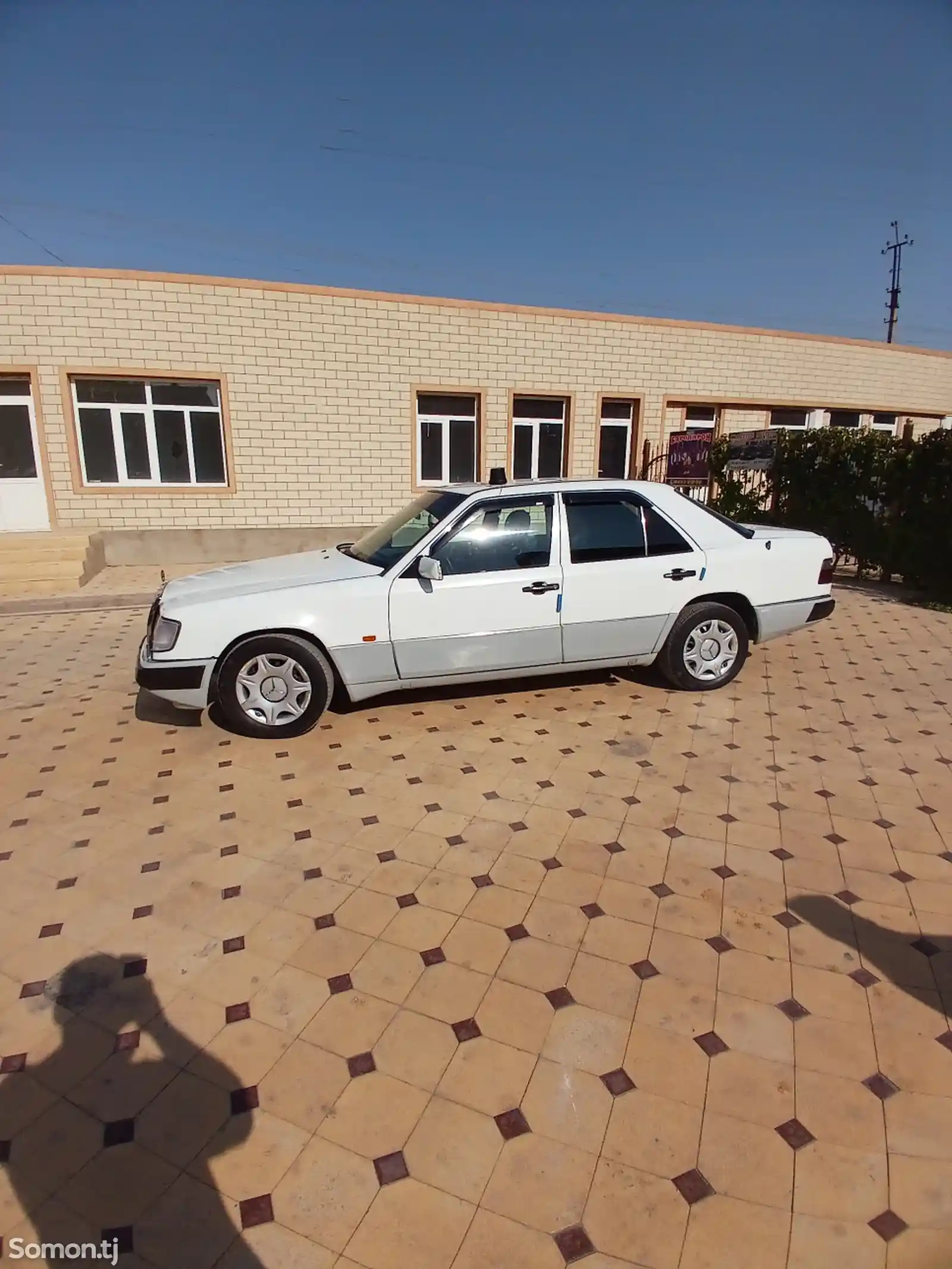 Mercedes-Benz W124, 1991-1