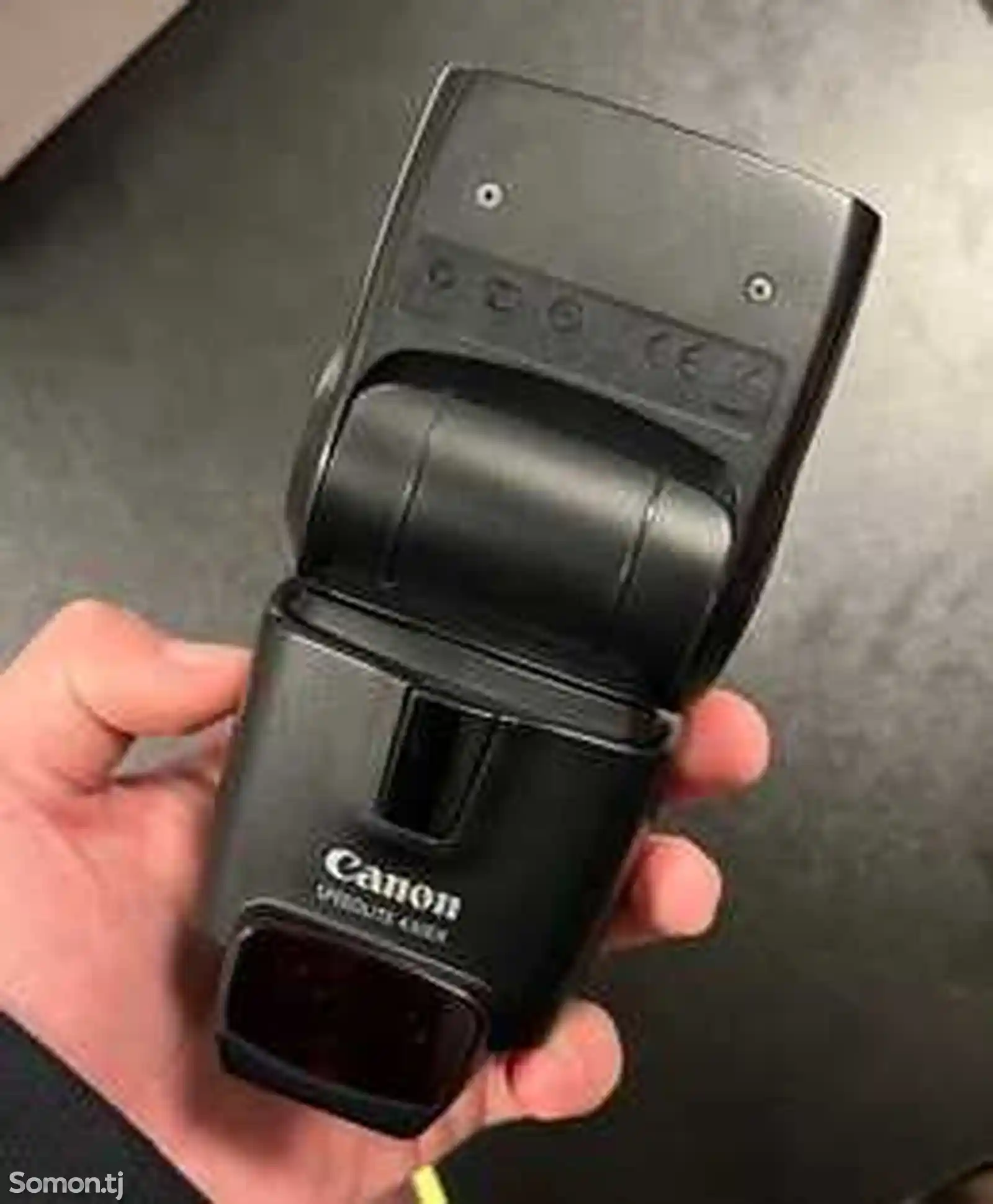 Фотоаппарат Canon 7D с объективом 18-85 mm и вспышкой-6
