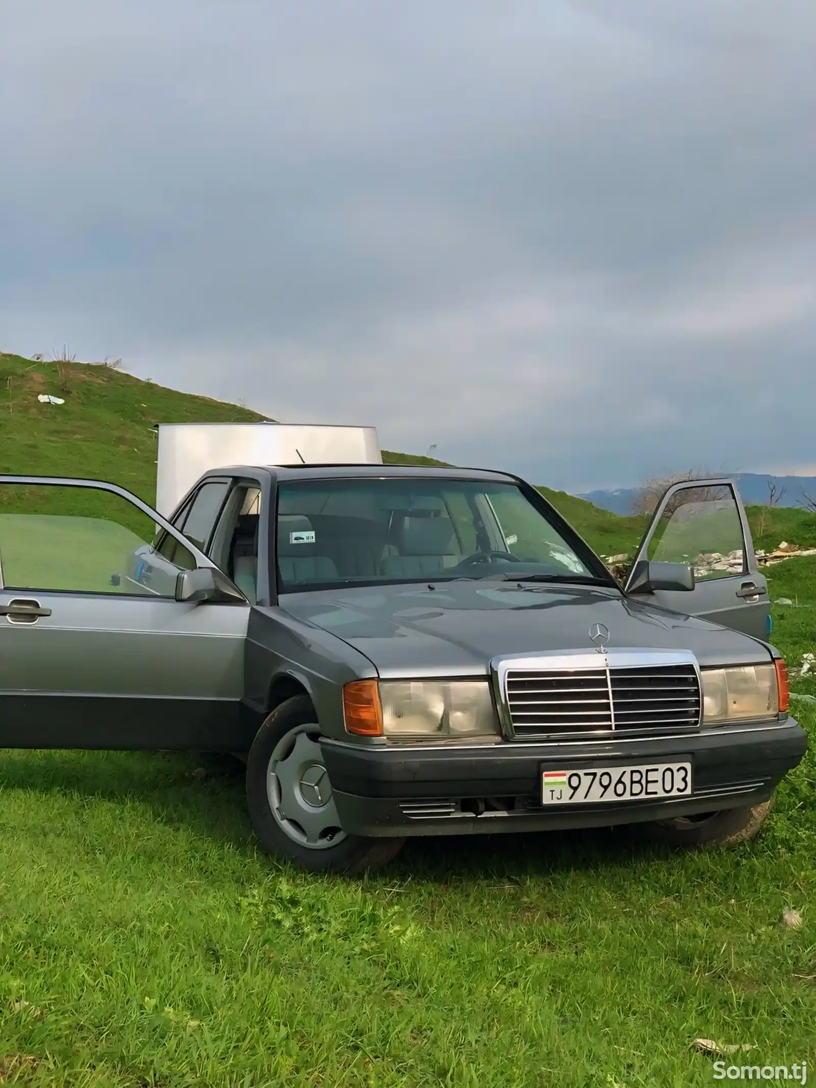 Mercedes-Benz W201, 1988-1