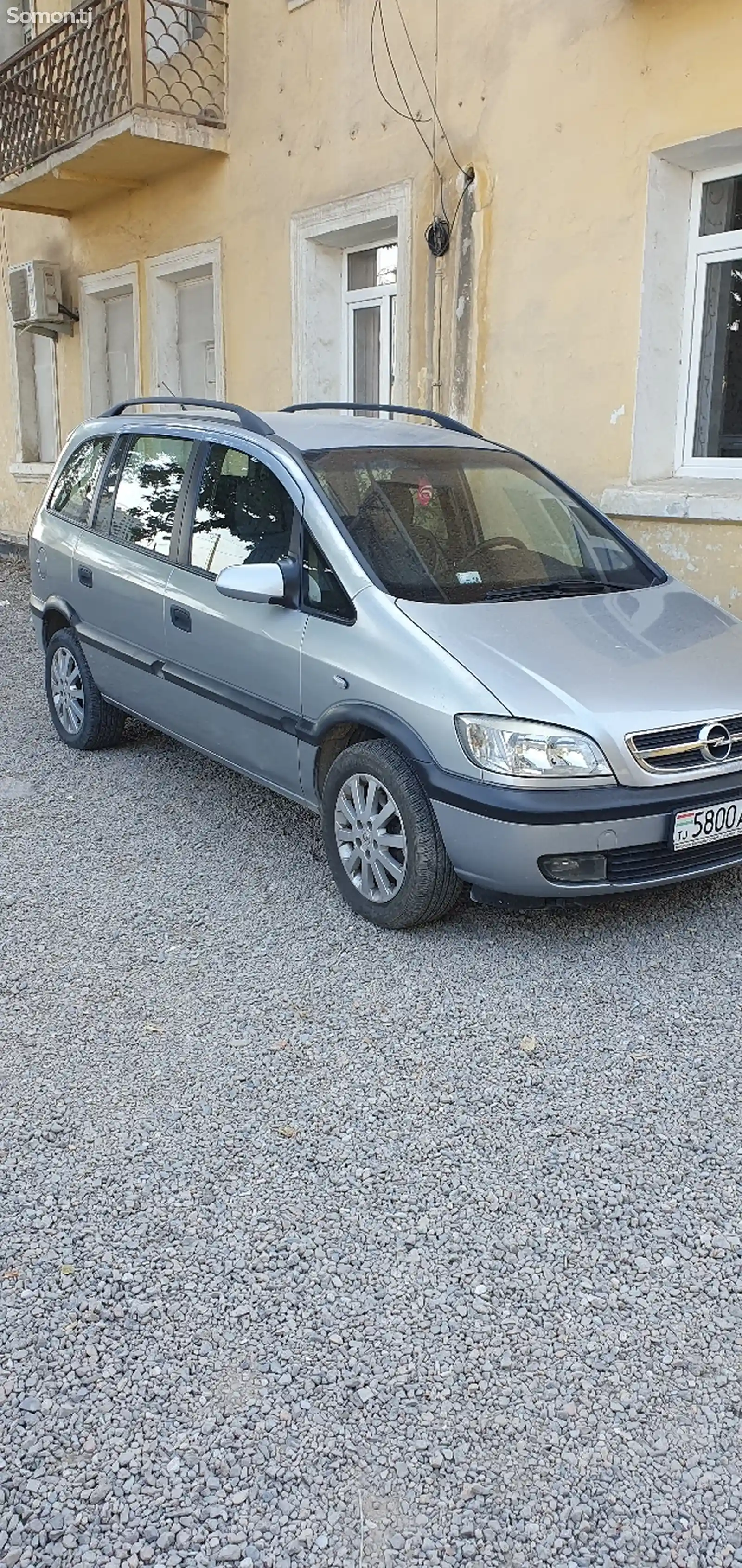 Opel Zafira, 2002-2