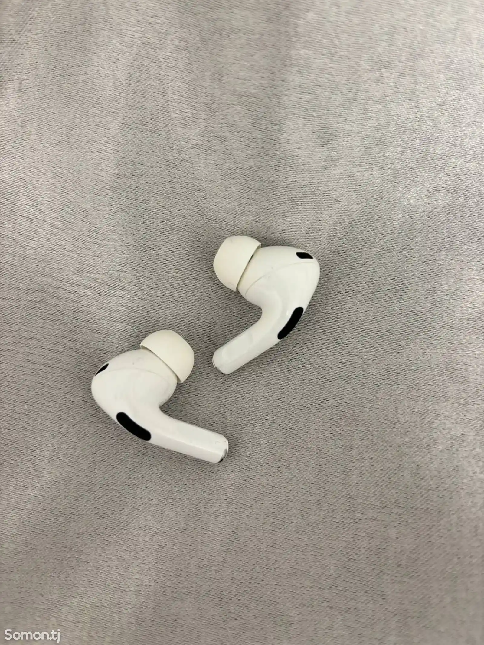 Беспроводные наушники AirPods третьего поколения-1