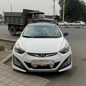 Hyundai Avante, 2012