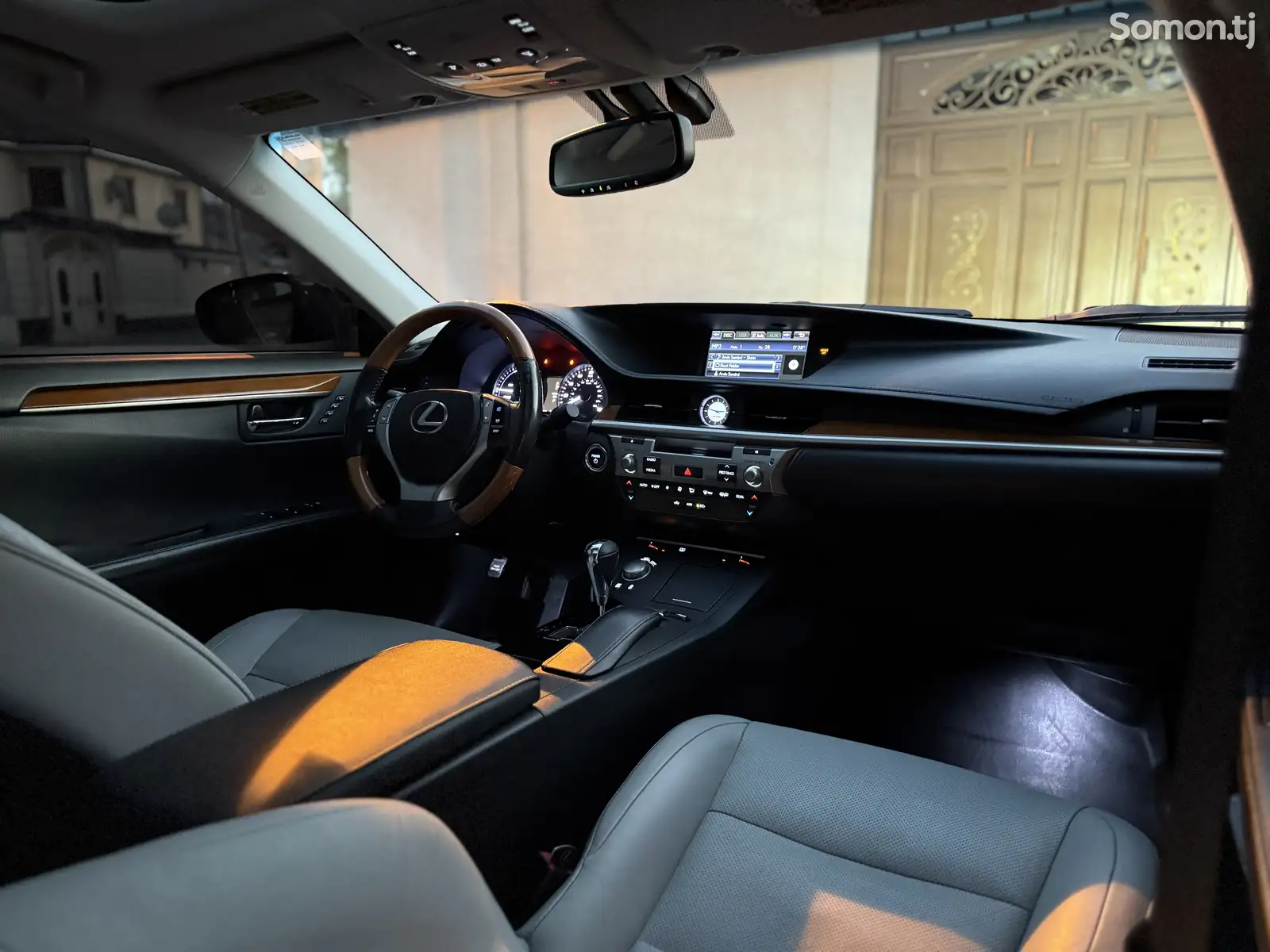 Lexus ES series, 2014-8