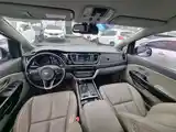 Kia Carnival, 2016-7