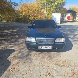 Mercedes-Benz W201, 1998