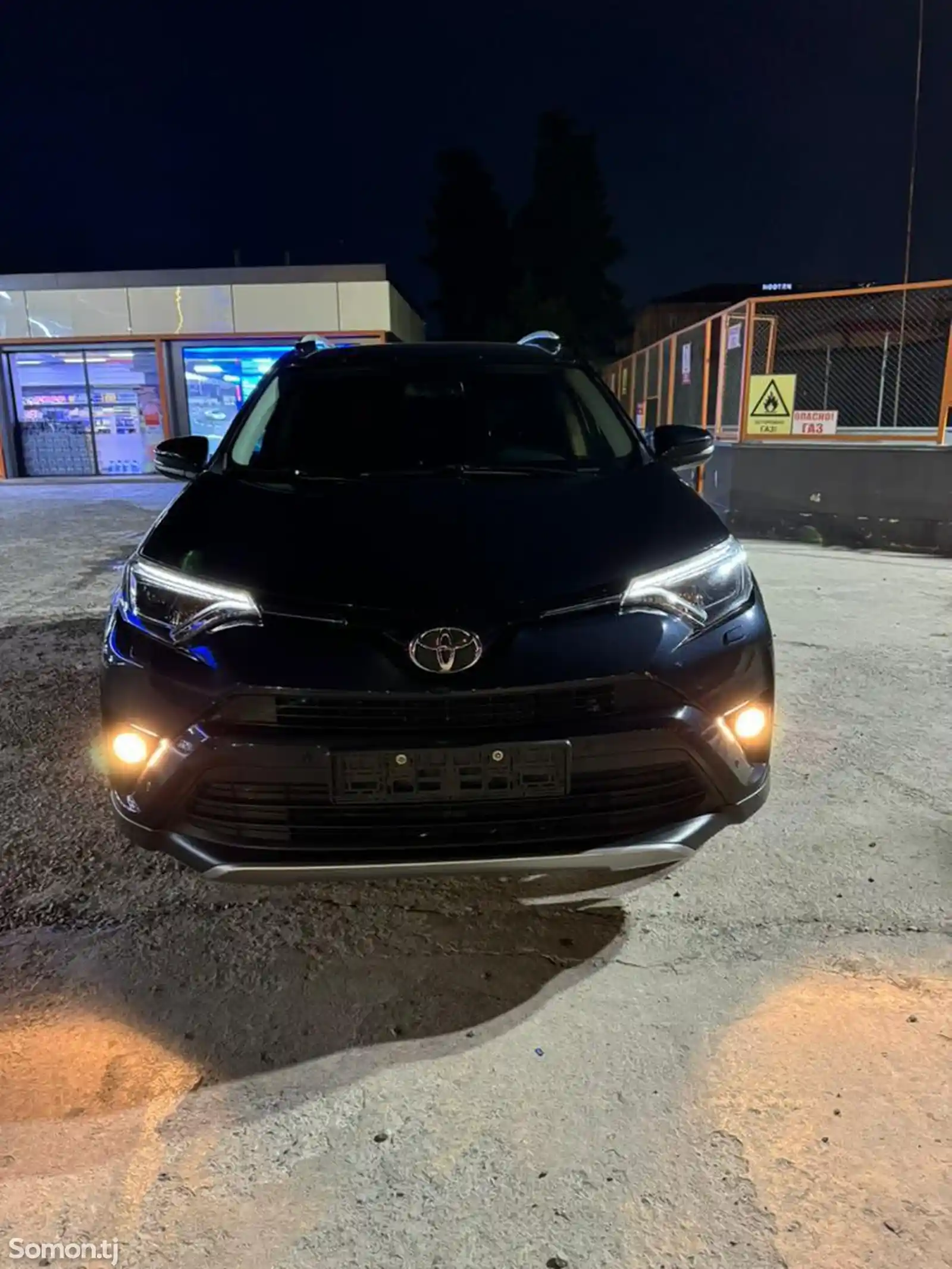 Toyota RAV 4, 2018-1