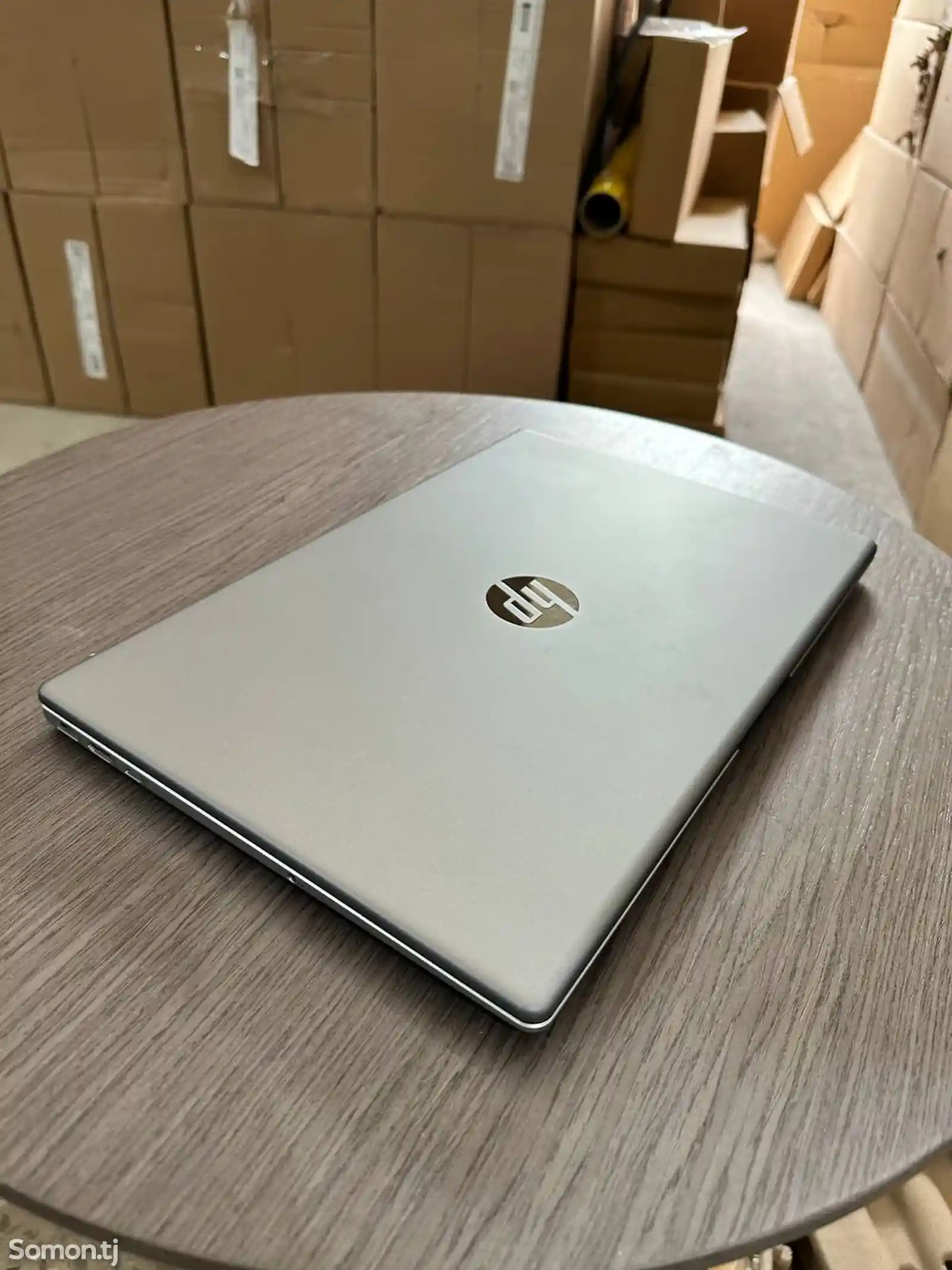 Ноутбук HP 250 G10 gore- i7-4
