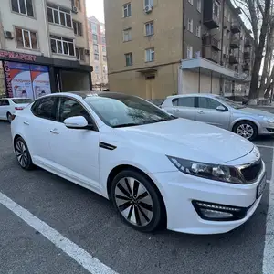 Kia K5, 2010