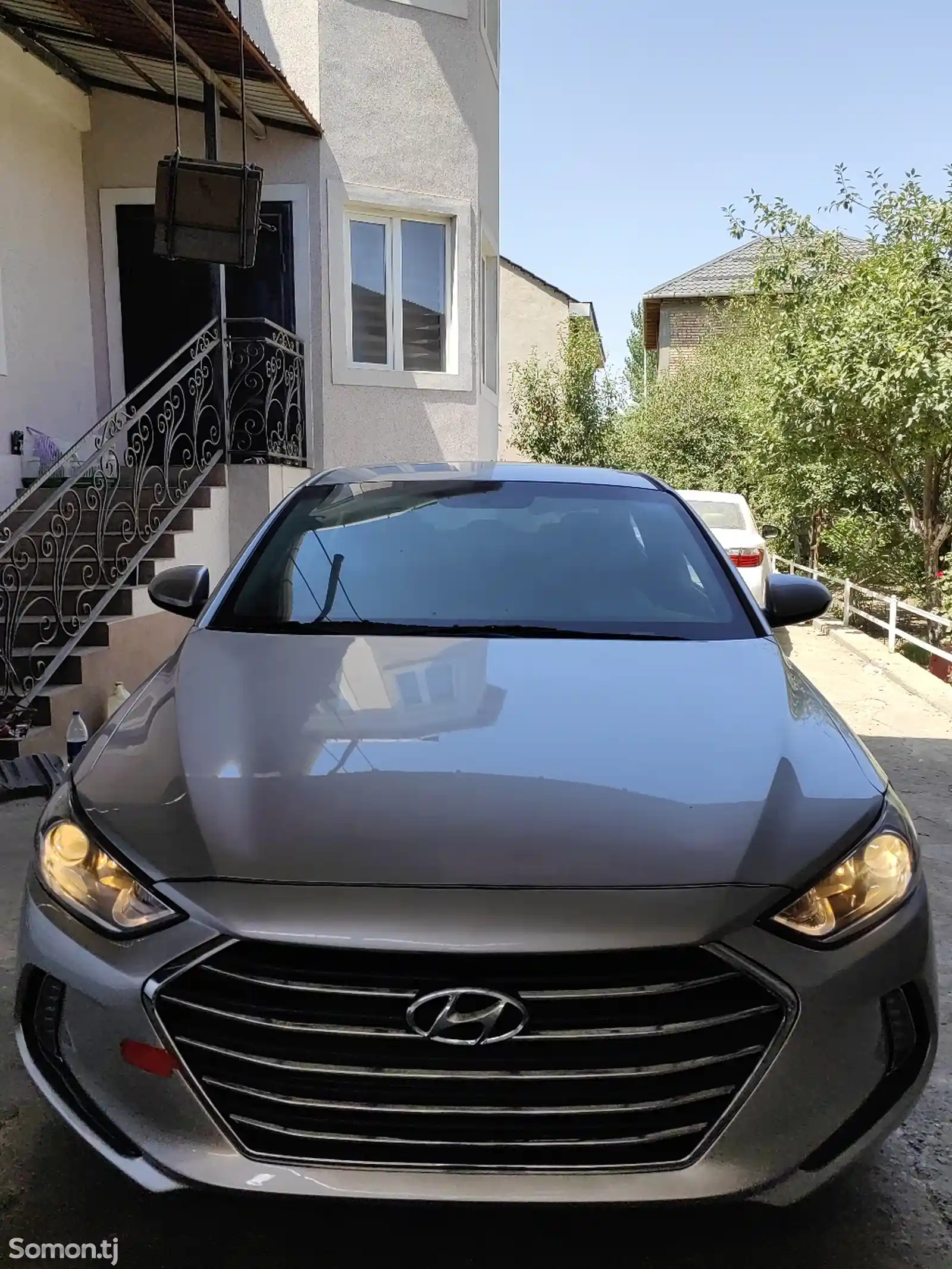 Hyundai Elantra, 2018-1