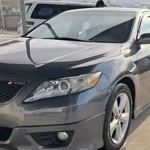 Toyota Camry, 2010