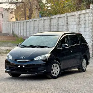 Toyota Wish, 2015