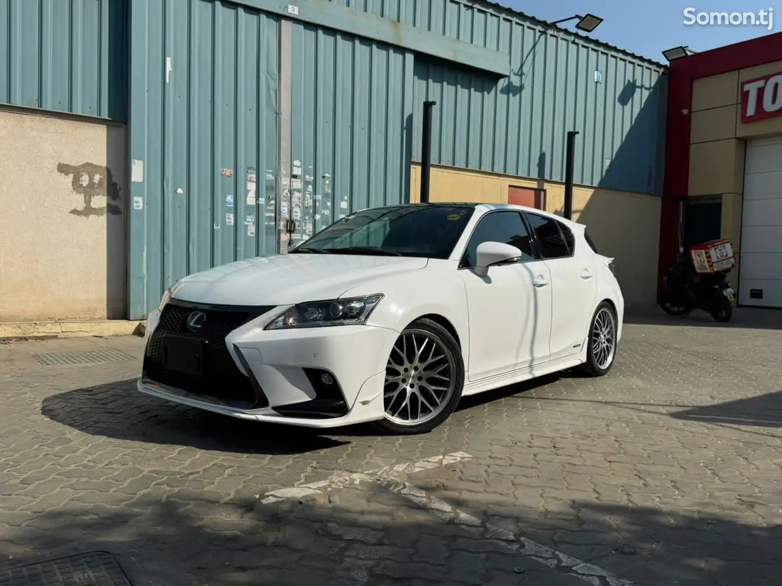 Lexus CT series, 2016-1