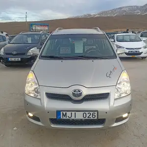 Toyota Corolla Verso, 2008